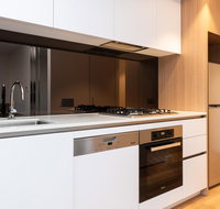 Modern Apartment in Darling Harbour - Winery Find