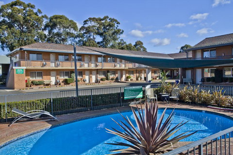 Narellan Motor Inn - Winery Find 0
