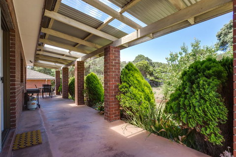 National Park & Ocean Retreat - Winery Find 3