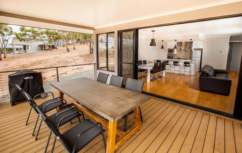 Neagles Retreat Villas - Winery Find 3