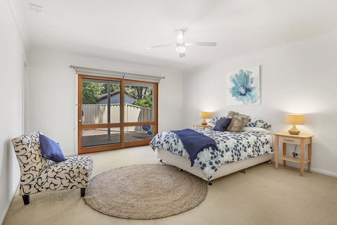 Nelson Street, 14 - Winery Find 1