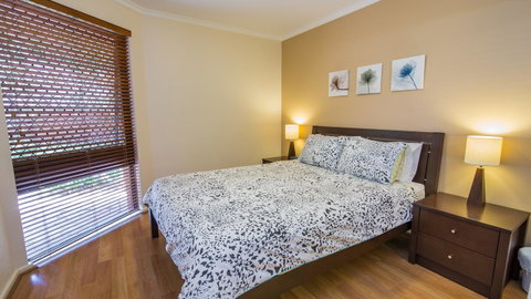 Dowler Apartments Subiaco - Winery Find 36