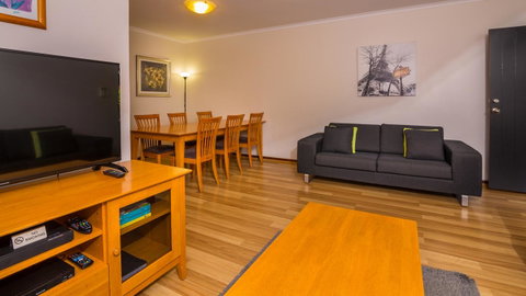 Dowler Apartments Subiaco - Winery Find 5