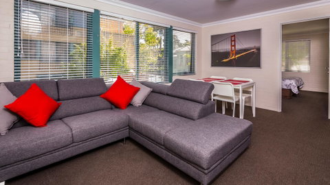 Dowler Apartments Subiaco - Winery Find 14