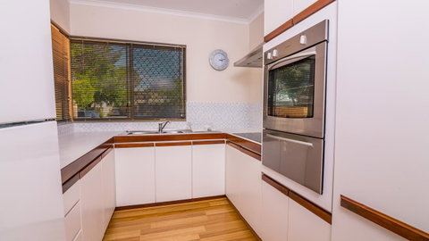 Dowler Apartments Subiaco - Winery Find 24
