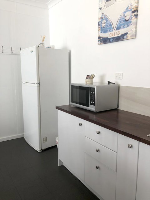 Busselton Ithaca Motel - Winery Find 27