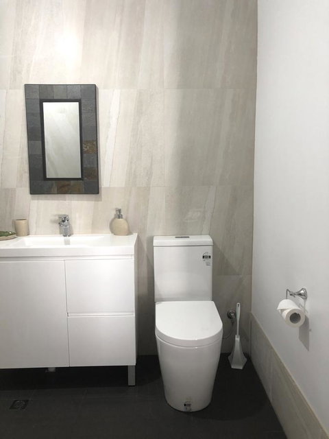 Busselton Ithaca Motel - Winery Find 12