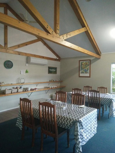 Busselton Ithaca Motel - Winery Find 9