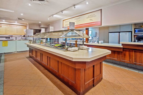 Quality Hotel Bayswater - Winery Find 17