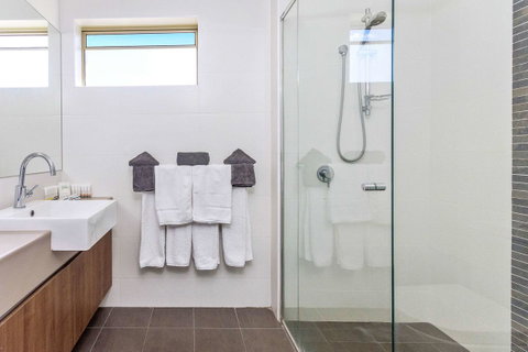 Quality Hotel Bayswater - Winery Find 26