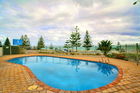 Scarborough Beach Front Resort - Shell Ten - Winery Find 12