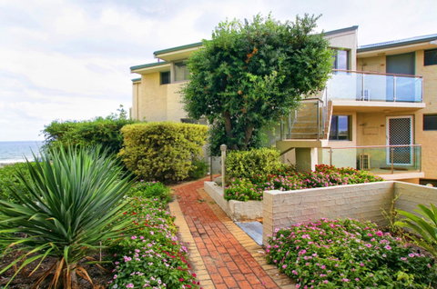 Scarborough Beach Front Resort - Shell Ten - Winery Find 14