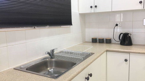 Capel Short-Stay Accommodation - Winery Find 10