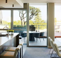 Claremont Quarter Luxury Apartment - Winery Find