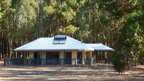 Margaret River Hideaway & Farmstay - Winery Find 0