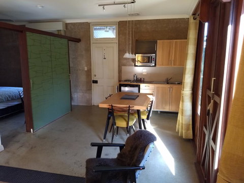 Hotham Ridge Estate - Winery Find 6