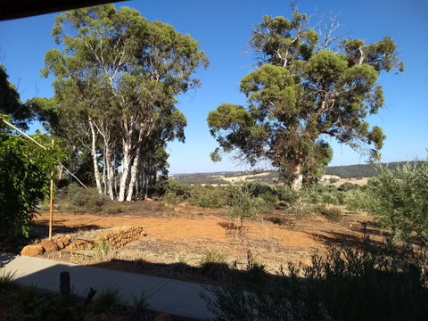 Hotham Ridge Estate - Winery Find 19