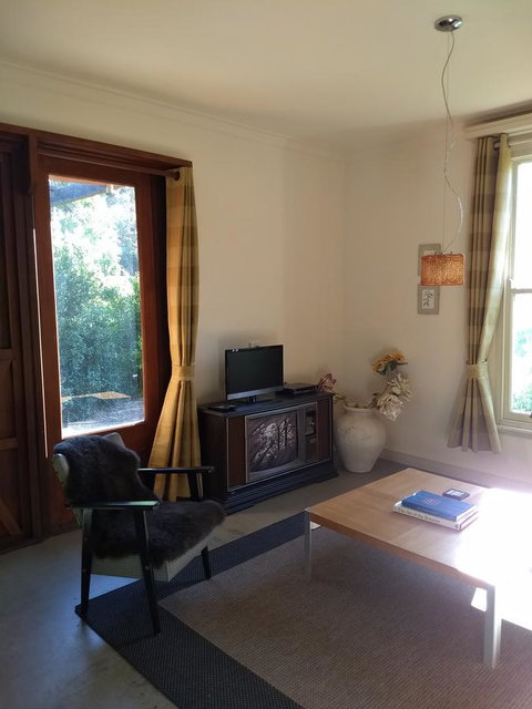 Hotham Ridge Estate - Winery Find 22