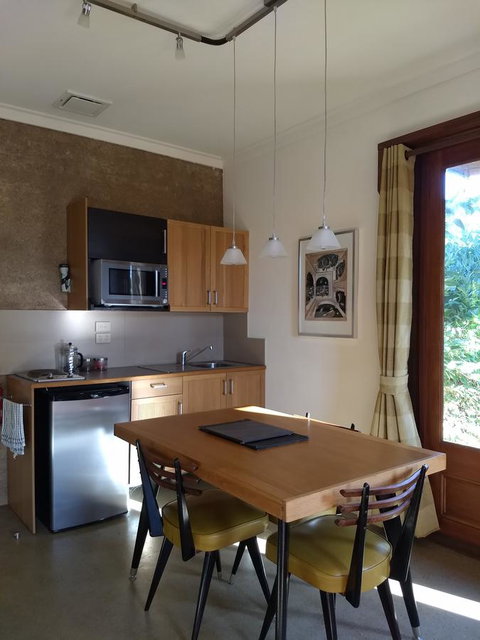 Hotham Ridge Estate - Winery Find 3