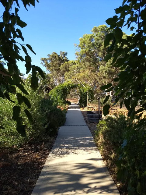 Hotham Ridge Estate - Winery Find 34