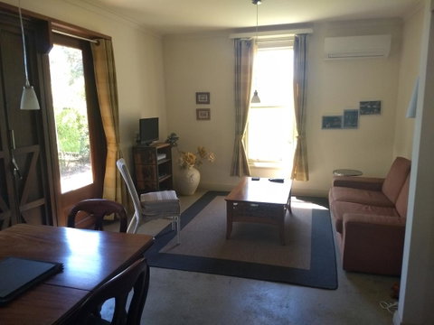 Hotham Ridge Estate - Winery Find 10