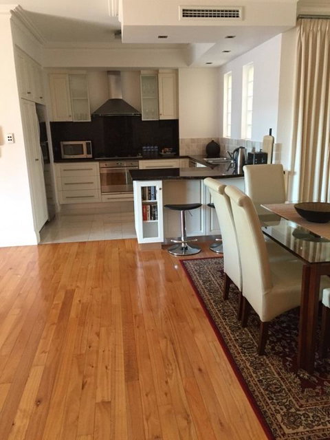West End District Apartments - Winery Find 22