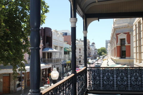 Fremantle Beach Backpackers - Winery Find 38