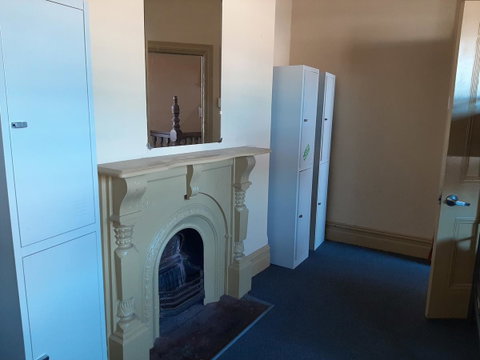 Fremantle Beach Backpackers - Winery Find 28