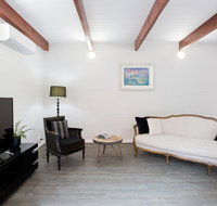 Stay Fresh - Fremantle CBD - Winery Find