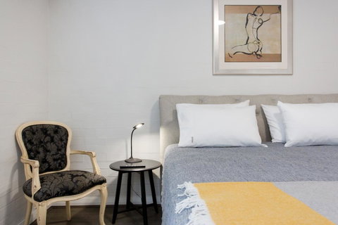 Stay Fresh - Fremantle CBD - Winery Find 10