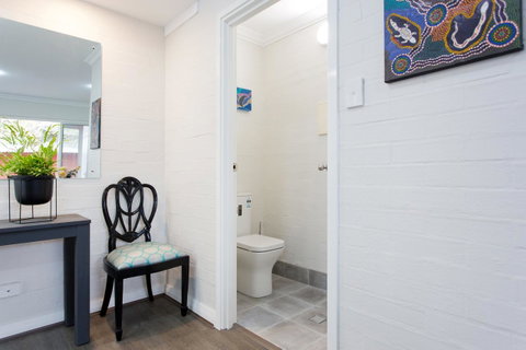 Stay Fresh - Fremantle CBD - Winery Find 9