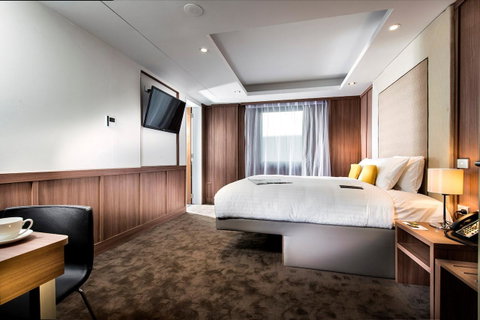 Hougoumont Hotel Fremantle - Winery Find 18