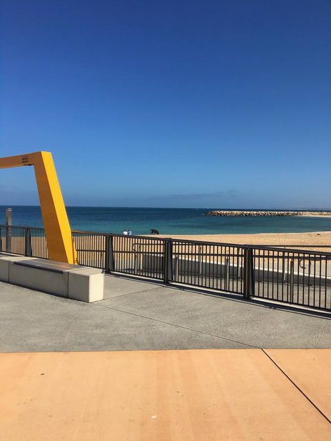 Geraldton Holliday Villas - Winery Find 35