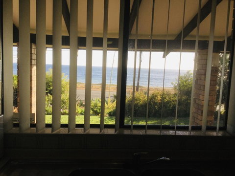 Geraldton Holliday Villas - Winery Find 25