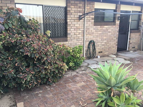 Geraldton Holliday Villas - Winery Find 41