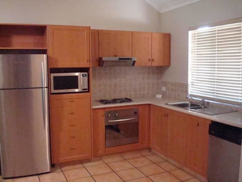 Presidential Bungalow - Winery Find 6