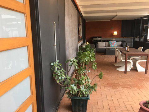 Esperance Central Accommodation - Winery Find 21