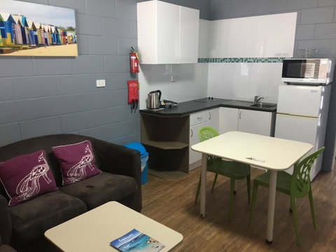 Esperance Central Accommodation - Winery Find 23