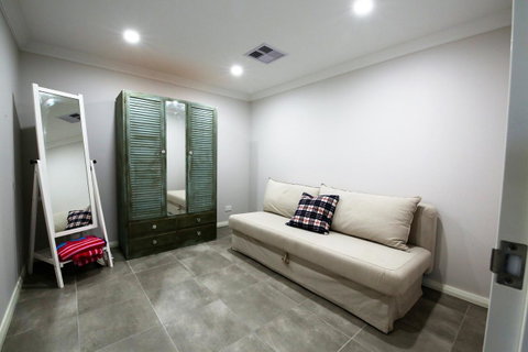 Studio Style Mindarie Marina - Winery Find 7