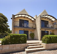 Albany Harbourside Apartments And Houses - Winery Find