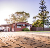 The Bothy Lancelin Family Retreat - Winery Find