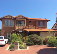Crossland House - Winery Find