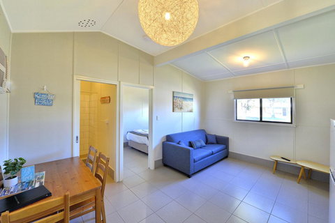Mandurah Coastal Holiday Park - Winery Find 33