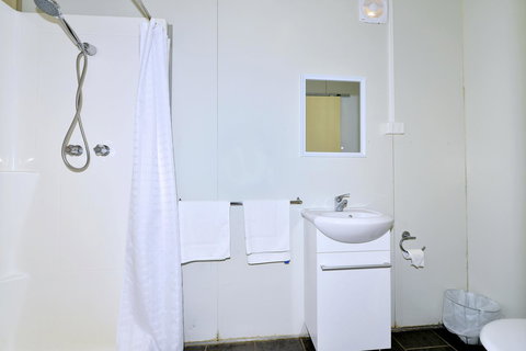 Mandurah Coastal Holiday Park - Winery Find 24