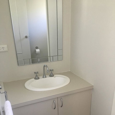 Mandurah Coastal Holiday Park - Winery Find 21