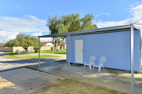 Mandurah Coastal Holiday Park - Winery Find 35