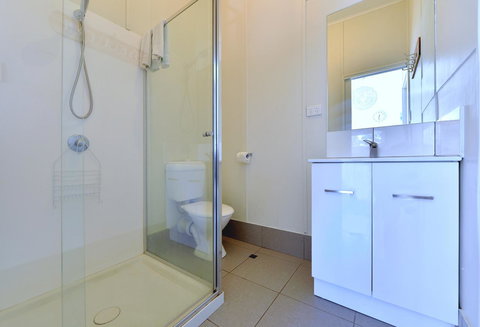 Mandurah Coastal Holiday Park - Winery Find 4