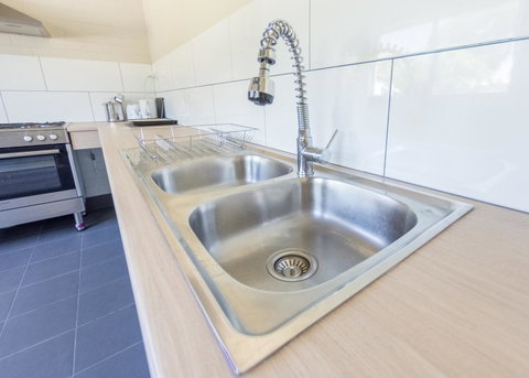 Mandurah Coastal Holiday Park - Winery Find 43