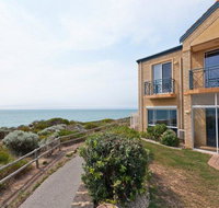 Caravel Beach House Mandurah - Winery Find