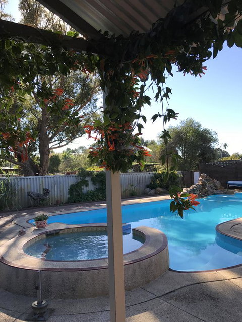 Swan Valley Rest Cottage - Winery Find 22